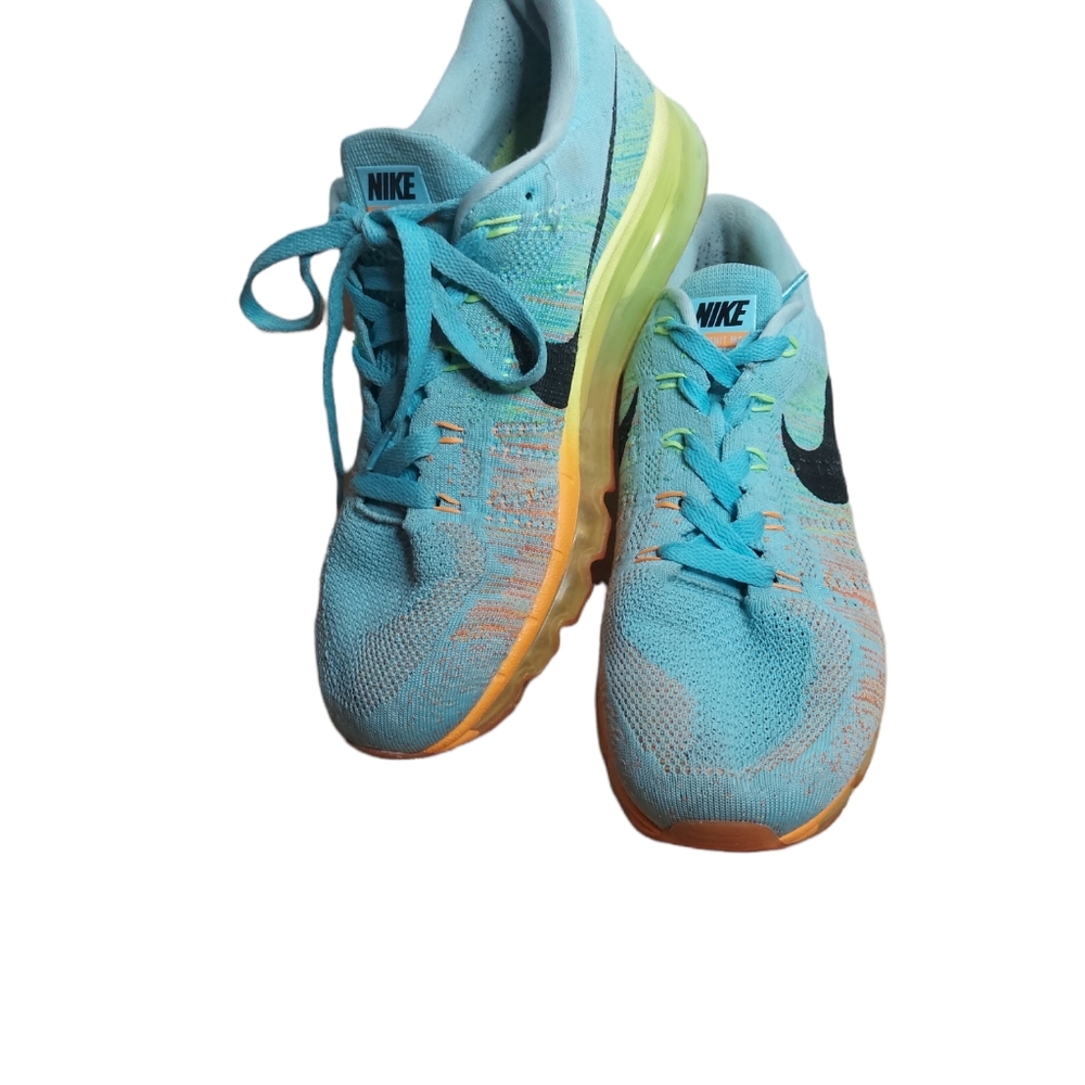 8 Nike Flyknit Max blue and orange sneaker